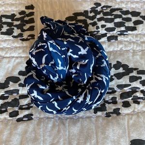 PRETTY PERSUASIONS, Scarf